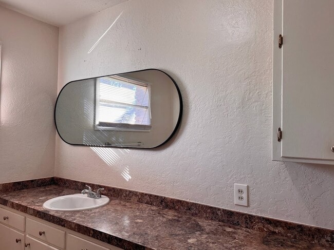 Building Photo - 4200 University Ave