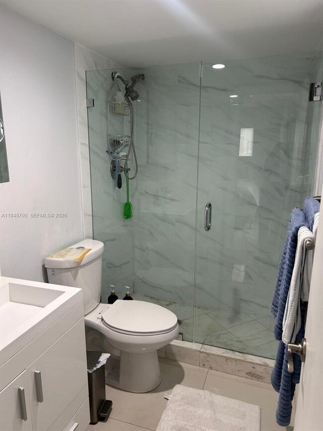 Building Photo - 251 Galen Dr