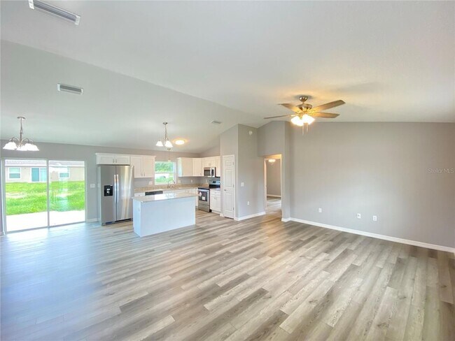 Building Photo - 2730 SW 145th Place Rd