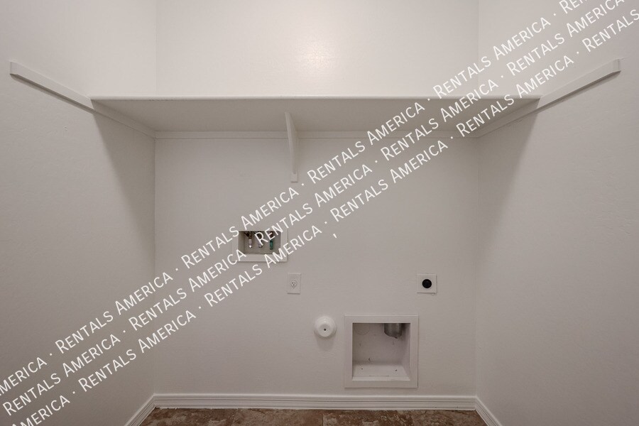 Building Photo - 41192 W Rio Bravo Dr