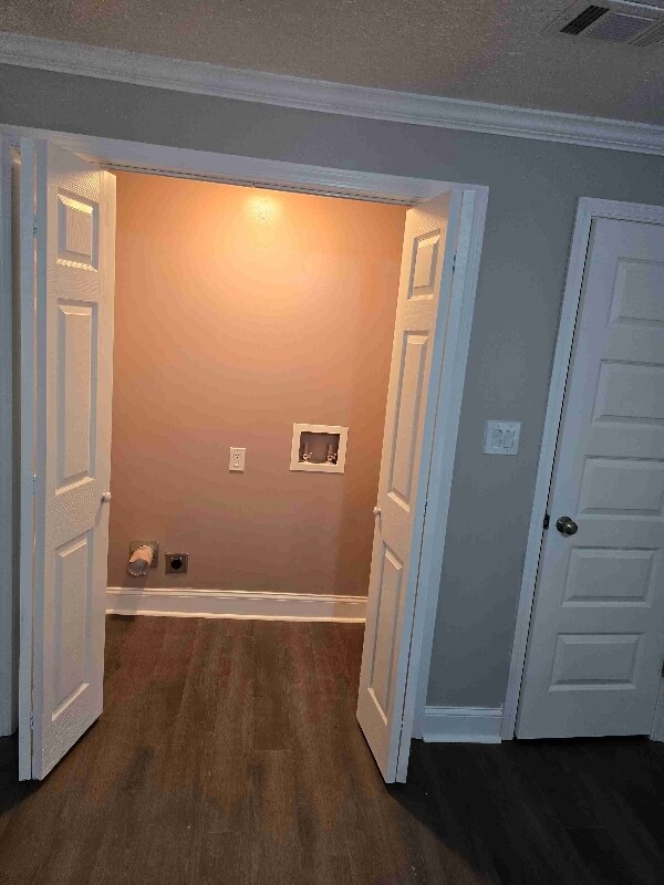 Building Photo - 5853 Maiden Ln