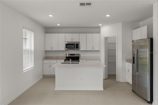 Building Photo - 12046 Brae Wy