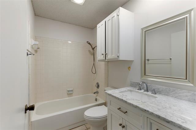 Building Photo - 719 Matthews Ct