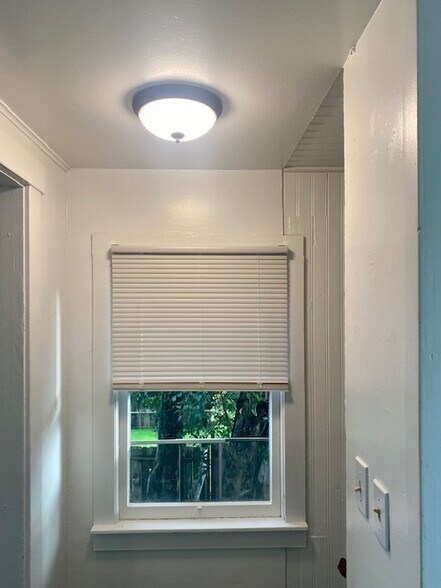 New window covereings - 1116 Dean Ave