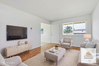 Building Photo - 662 Johanna Ave