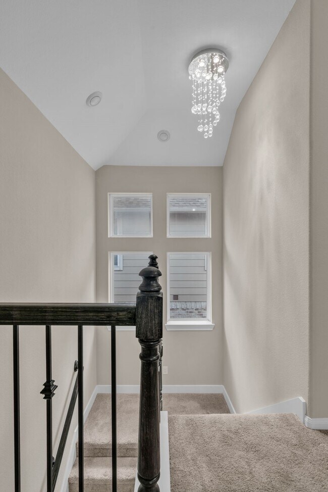 Building Photo - 2030 Woodland Pine Ct