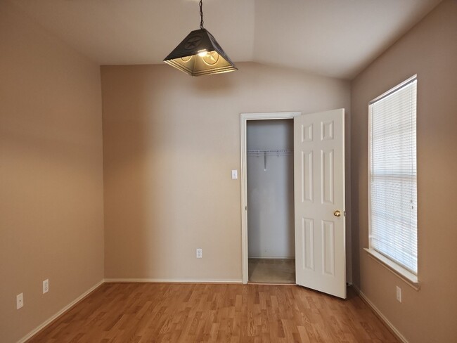 Building Photo - 3642 Windhill Loop