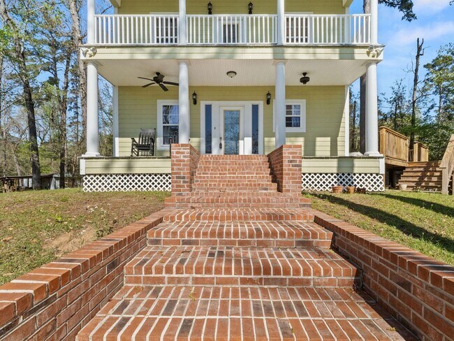 Building Photo - 652 Emory Landing Rd