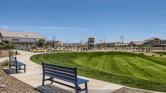 Building Photo - 644 S Heron Ln