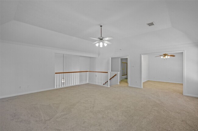 Building Photo - 5803 Ancient Oaks Dr