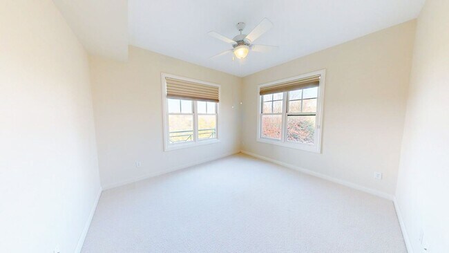 Building Photo - 5745 Newbank Cir