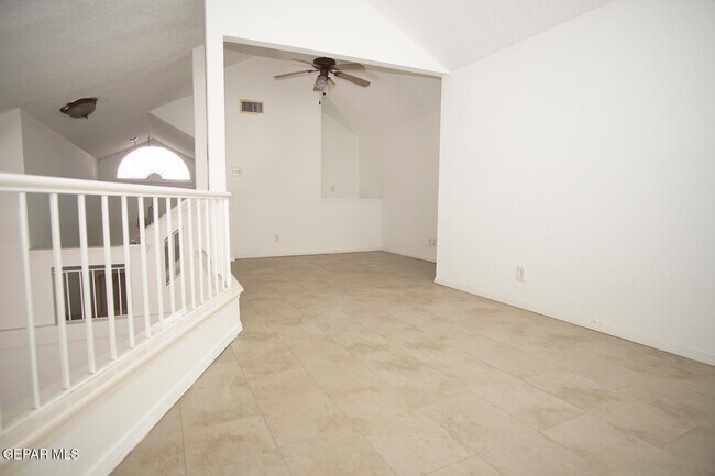Building Photo - 6040 Los Siglos Dr