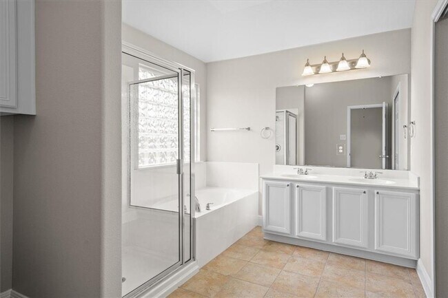 Building Photo - 18820 Edinburgh Castle Rd