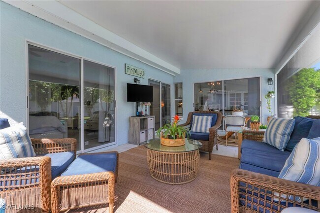 Building Photo - 1151 Jardin Dr