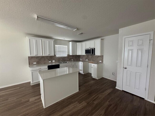 Building Photo - 4217 Amber Ruse Dr