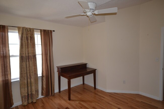 Building Photo - 39B Jacobs Way Dr