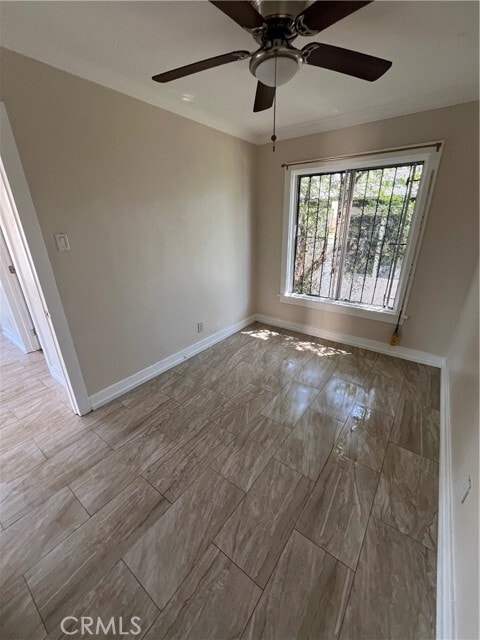 Building Photo - 5216 S Budlong Ave