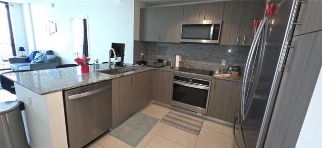 Building Photo - 5350 NW 84th Ave