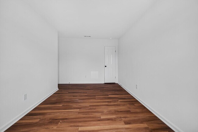 Building Photo - 1031 Still-Harbor Cir