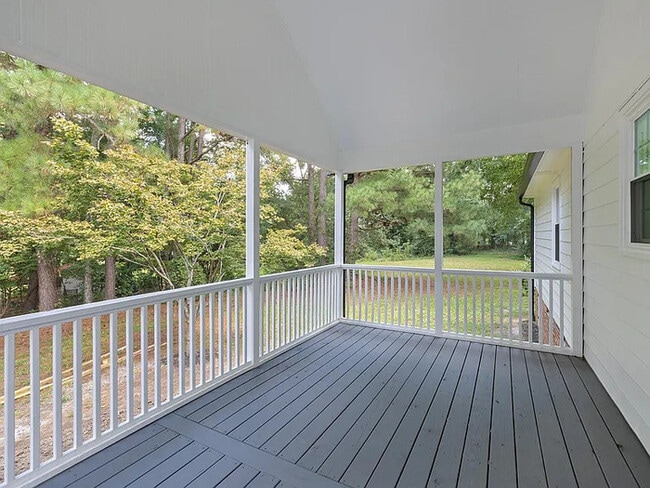 Building Photo - Lease OR Lease to Own