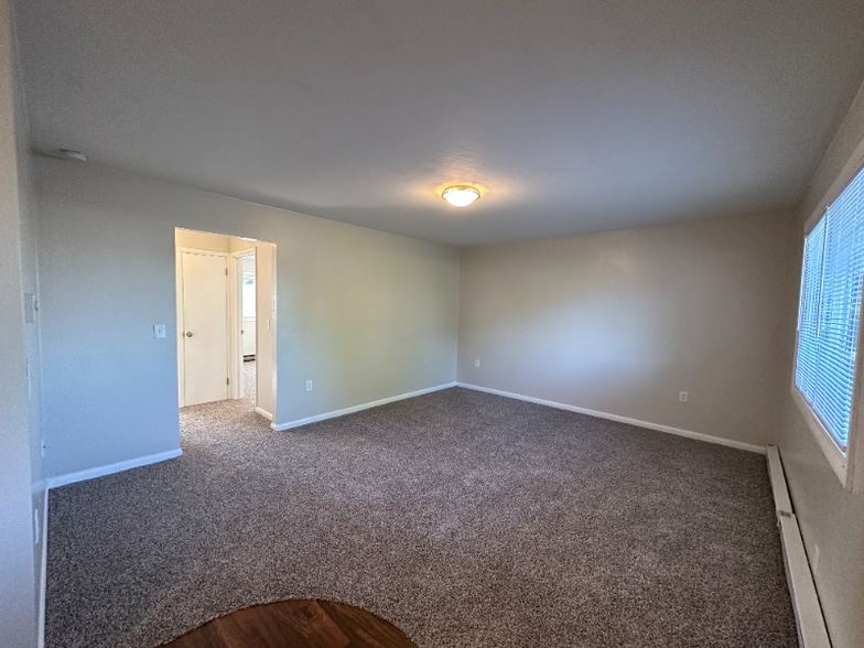 Building Photo - 6995 W 200 N