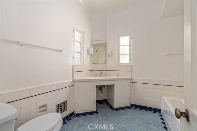 Building Photo - 3136 Griffith Park Blvd