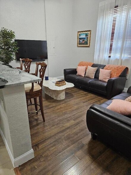 Building Photo - 11334 81st Ct N