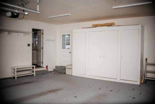 Building Photo - 1449 Jill Dr