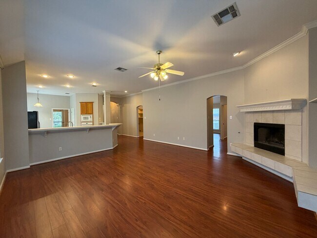 Building Photo - 2007 Creole Dr