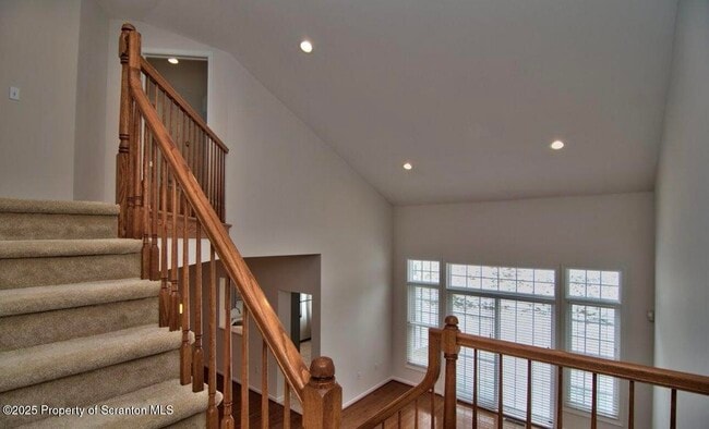 Building Photo - 803 Ohenry Close Sec 1