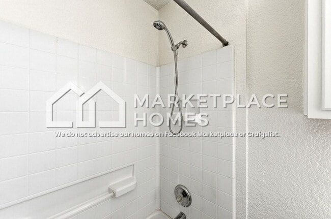 Building Photo - 4621 Best Way