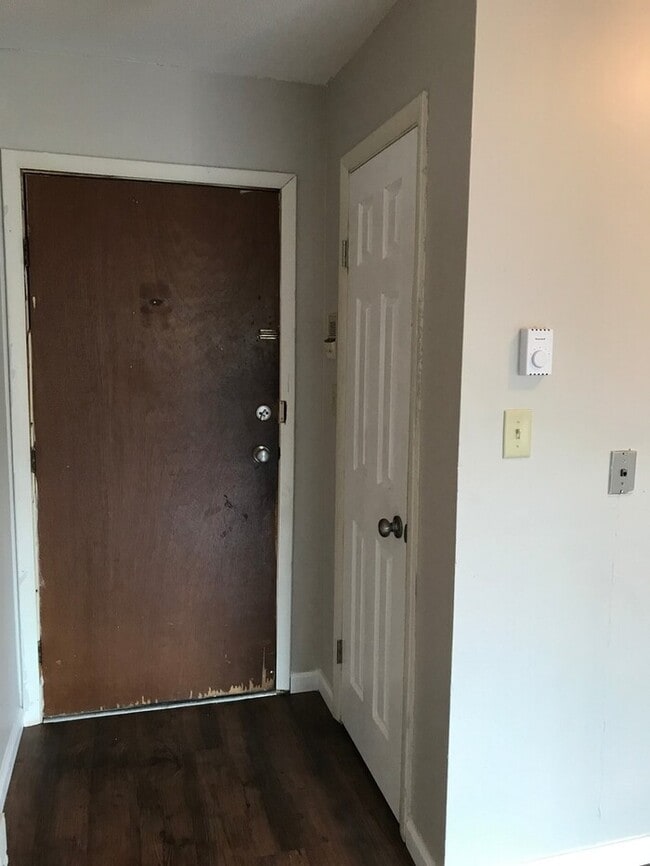 Building Photo - 1 Bedroom Apartment Niles