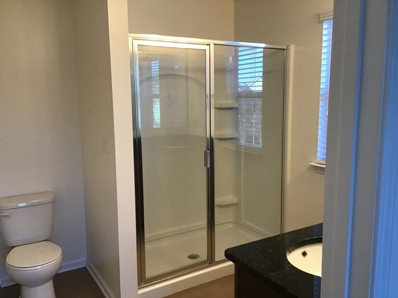 Building Photo - 2114 Atwell Glen Ln