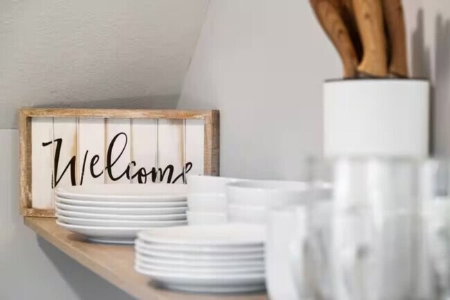 Building Photo - 206 E St