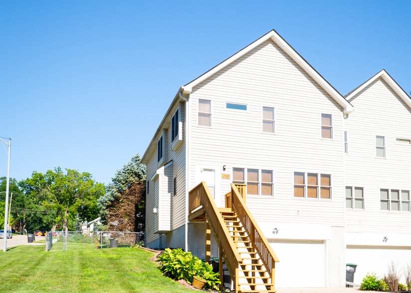 Building Photo - 1727 N 57th Ave