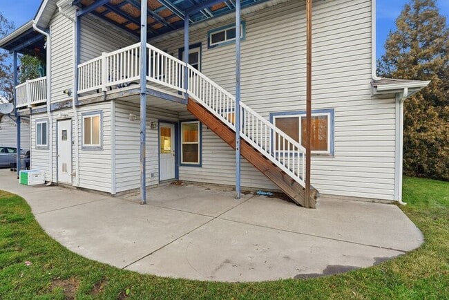 Building Photo - 3446 W Lilac Ct