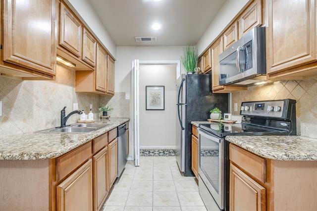 Building Photo - 5714 Cedar Creek Dr