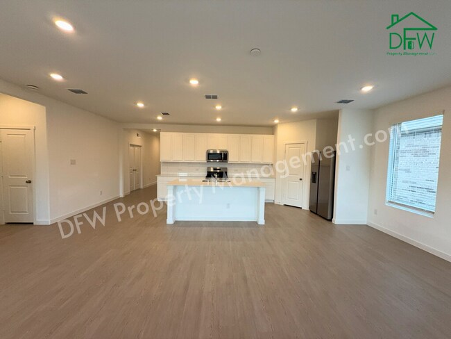 Building Photo - Spacious 4-Bedroom Home with Study & Large Backyard in Princeton, TX!