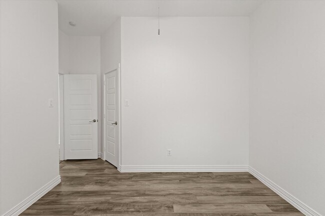 Building Photo - 1216 Bold Forbes Dr
