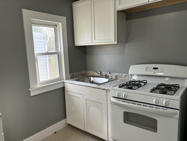 Building Photo - 1418 Beech St