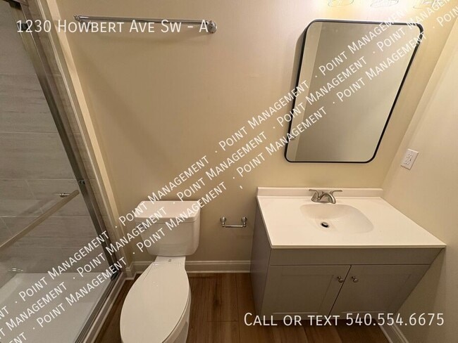 Building Photo - 1230 Howbert Ave SW