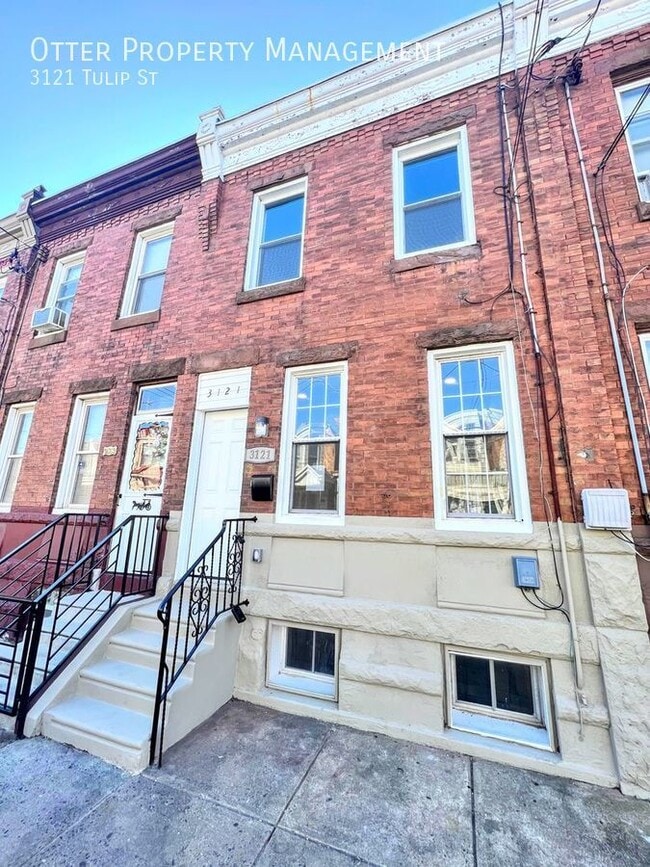 Building Photo - 3121 Tulip St