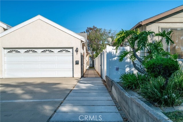 Building Photo - 11338 Barman Ave