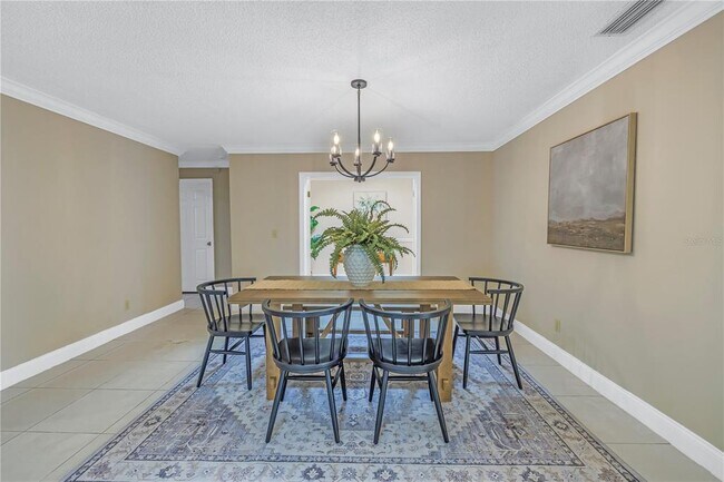Building Photo - 2267 Heron Cir