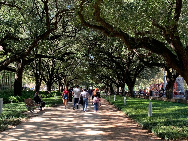 The Discovery Green - 505 Bastrop St