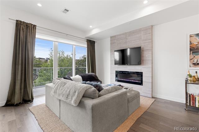 Building Photo - 1608 Irving St