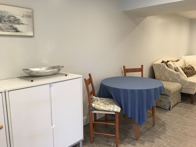 Dining area - 6127 Winter Park Dr