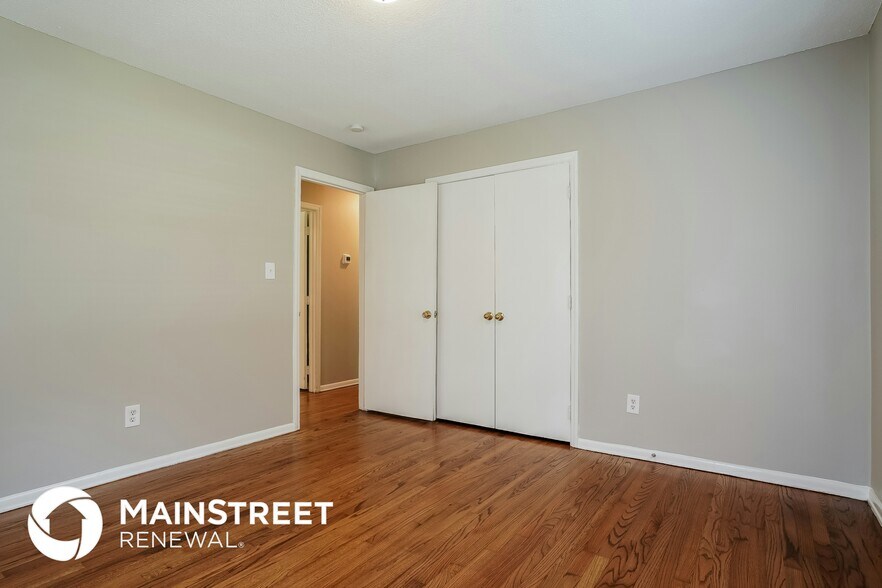 Building Photo - 1412 Riverview Rd