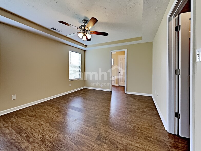 Building Photo - 1326 Treyvista Ct