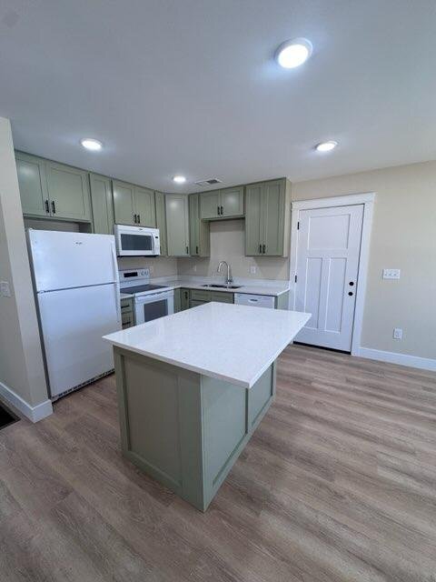 Building Photo - 809 Hillcrest Dr